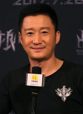 亚洲成人综合视频